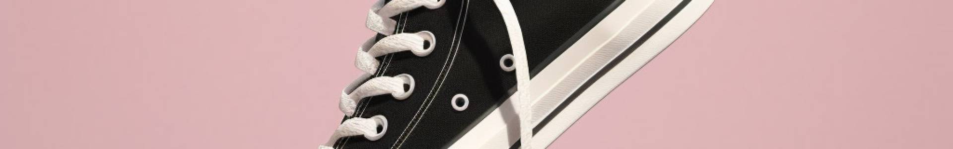 How to whiten shoelaces that have become grayish?