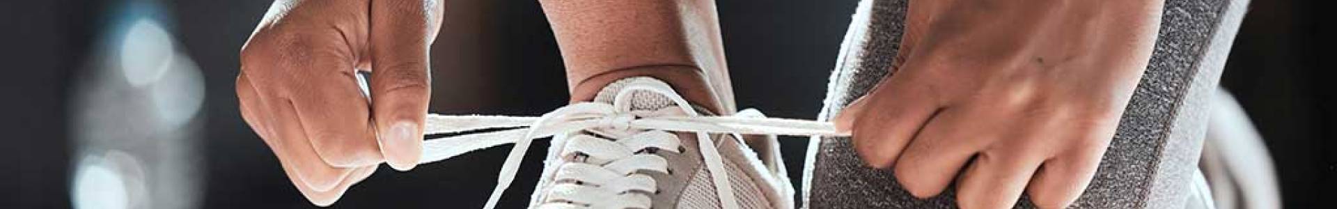 How to tie your shoes effectively?