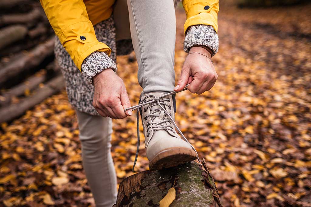 Types of lacing for hiking boots